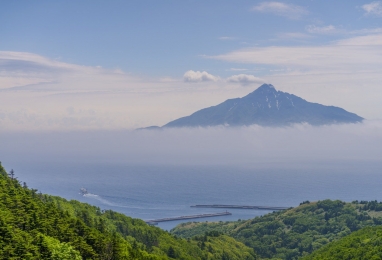 꽃 섬, 리시리.레분 5일 (北海道最北端)